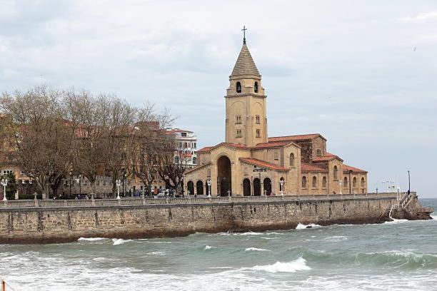 Centro Gijon Cabrales 31アパートメント エクステリア 写真